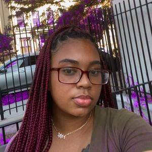 Meet your Posher, Tiffany